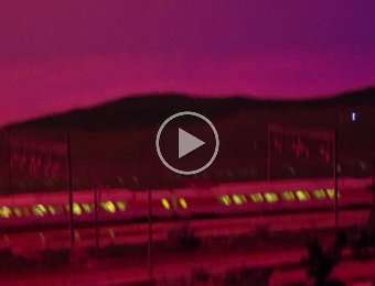 MVI_0614_Zug_im_Tagesanbruch.MOV